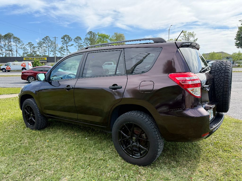 2011 Toyota RAV4 photo