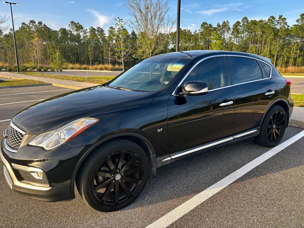 2017 Infiniti QX50  photo