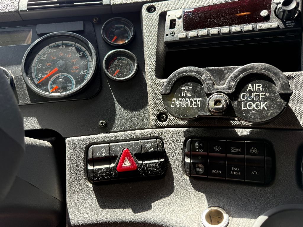 2015 Freightliner Cascadia - $16,995