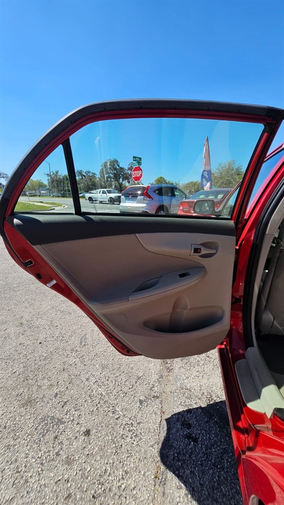 2009 Toyota Corolla LE photo