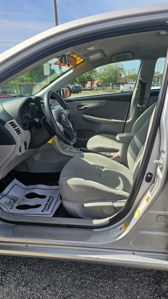 2012 Toyota Corolla L photo