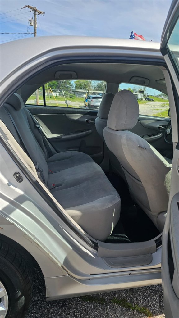 2012 Toyota Corolla L photo