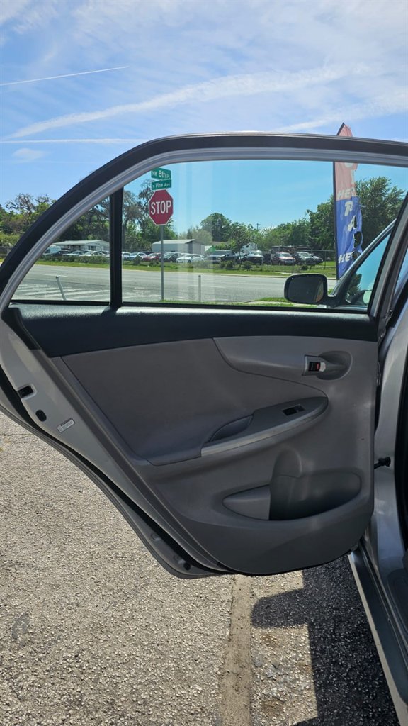 2012 Toyota Corolla L photo