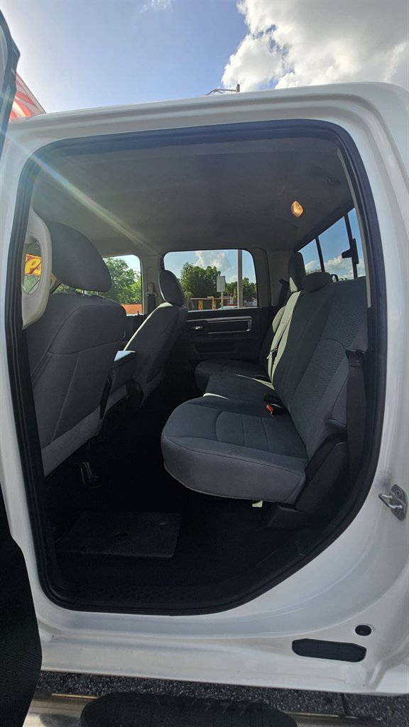 2019 RAM 1500 DS SLT photo