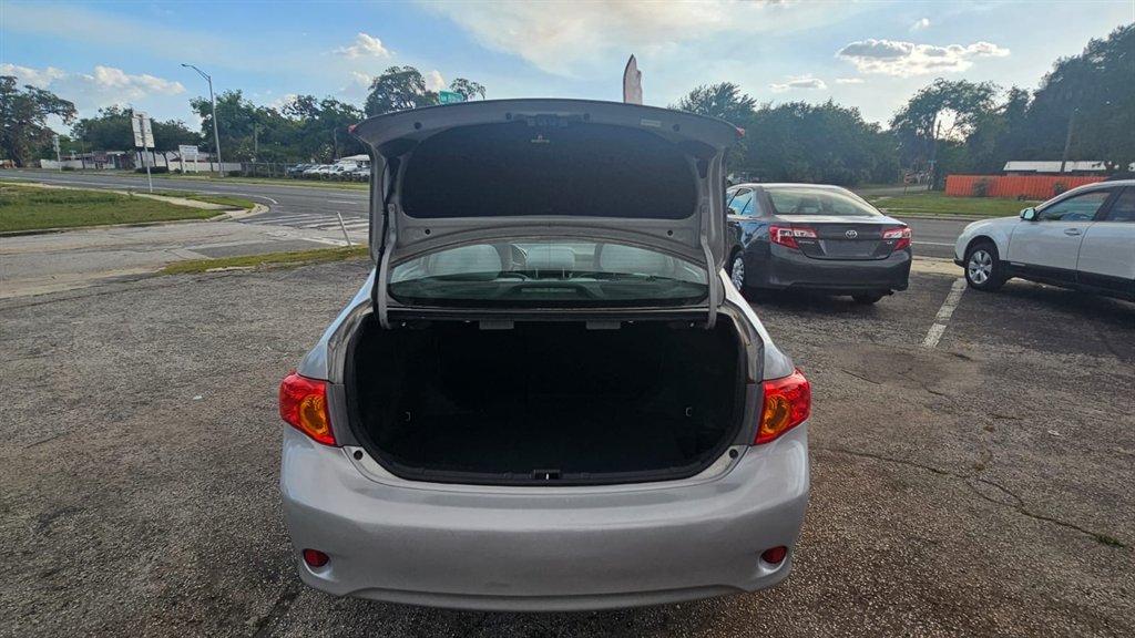 2010 Toyota Corolla photo