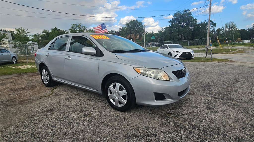 2010 Toyota Corolla photo