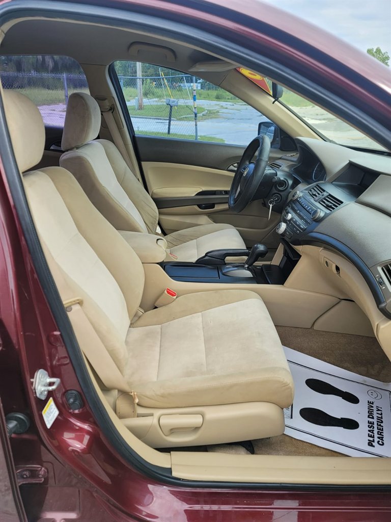 2010 Honda Accord LX-P photo