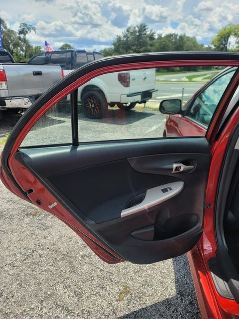 2013 Toyota Corolla - $8,999