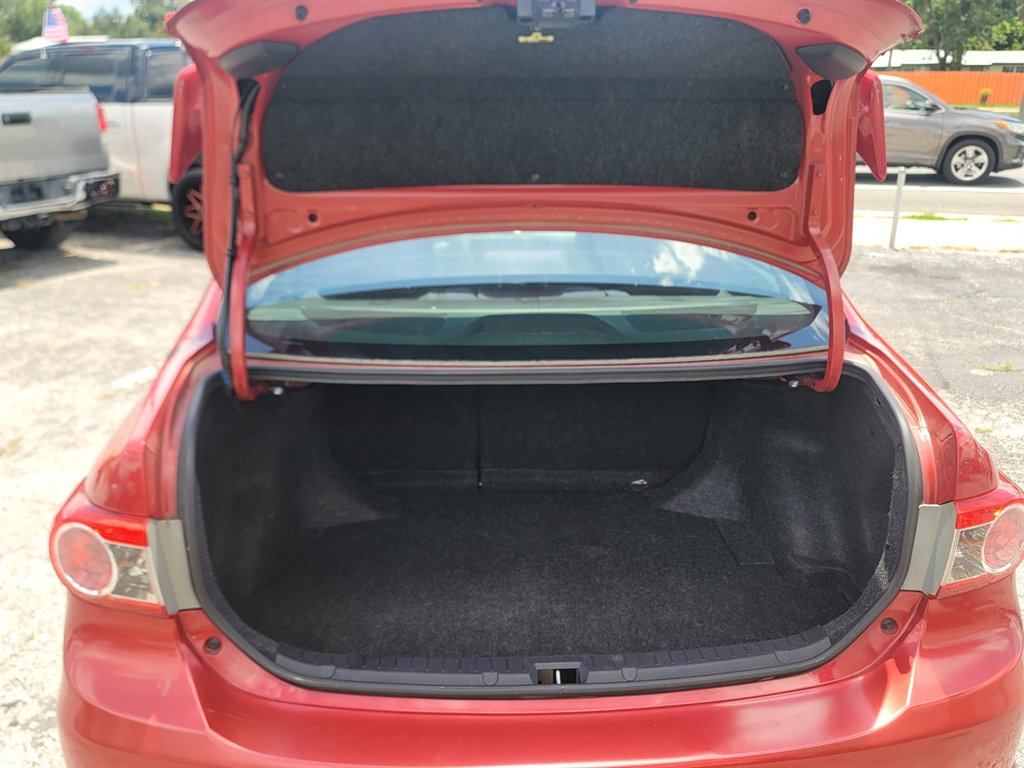 2013 Toyota Corolla - $8,999