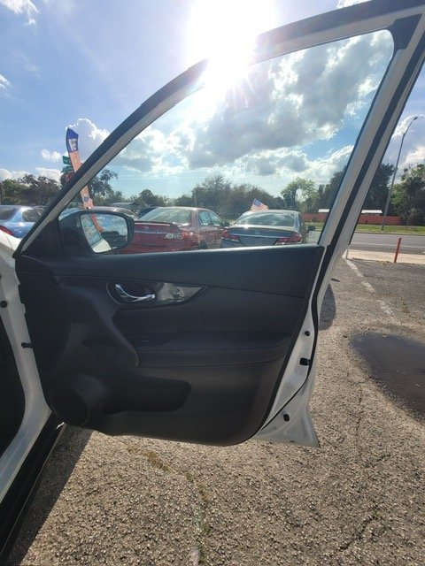 2018 Nissan Rogue - $10,999