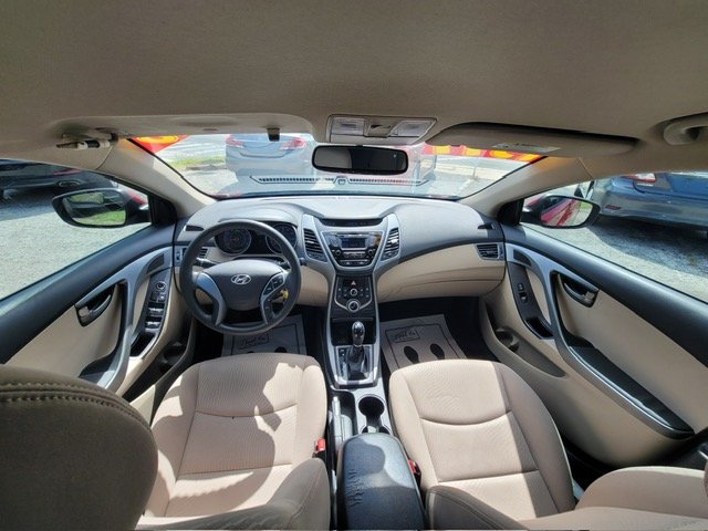 2016 Hyundai Elantra - $8,999