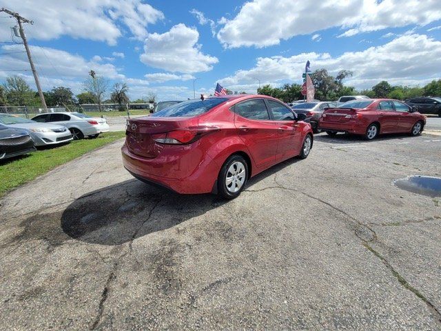 2016 Hyundai Elantra - $8,999