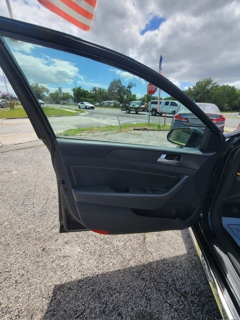 2015 Hyundai Sonata - $8,999