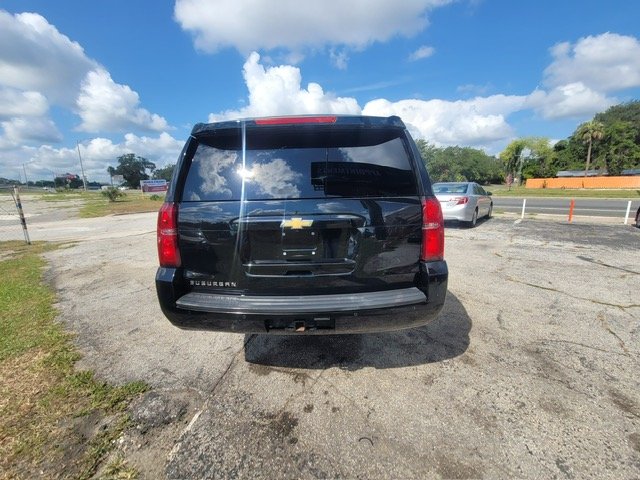 2016 Chevrolet Suburban - $17,999