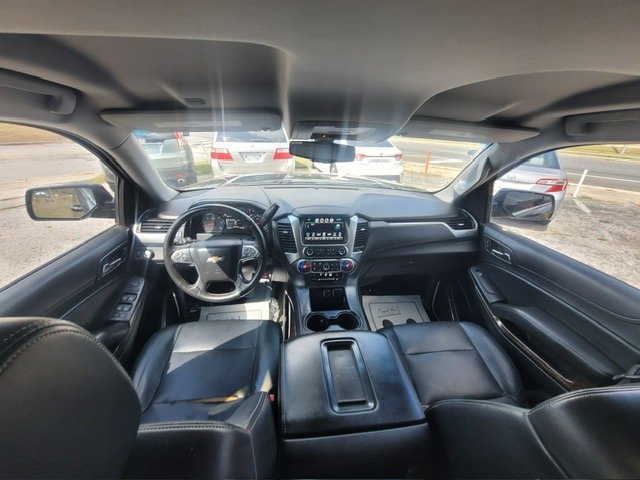 2016 Chevrolet Suburban - $17,999