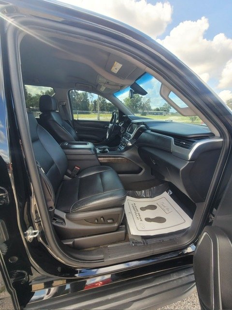 2016 Chevrolet Suburban - $17,999