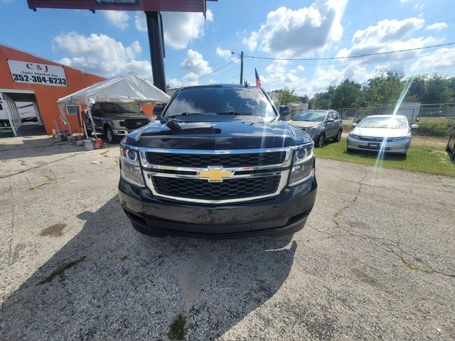 2016 Chevrolet Suburban - $17,999