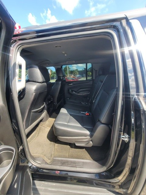 2016 Chevrolet Suburban - $17,999