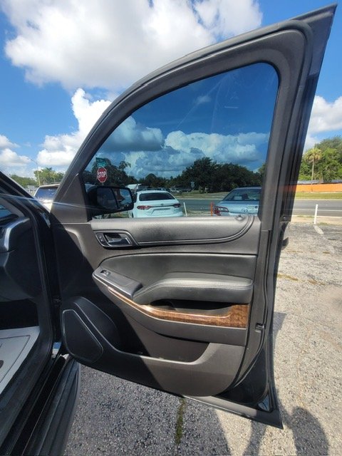 2016 Chevrolet Suburban - $17,999