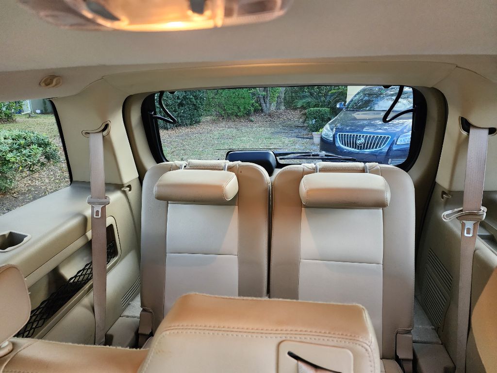 2007 Ford Explorer Eddie Bauer photo