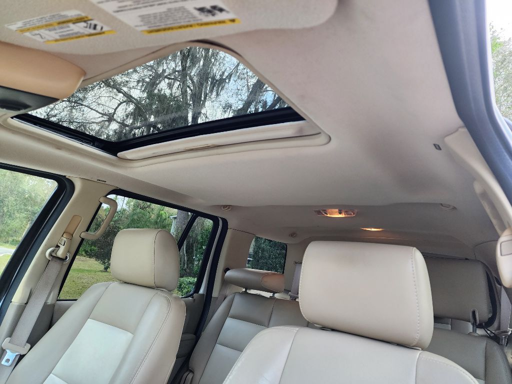 2007 Ford Explorer Eddie Bauer photo