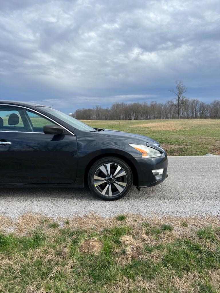 2014 Nissan Altima 2.5 photo