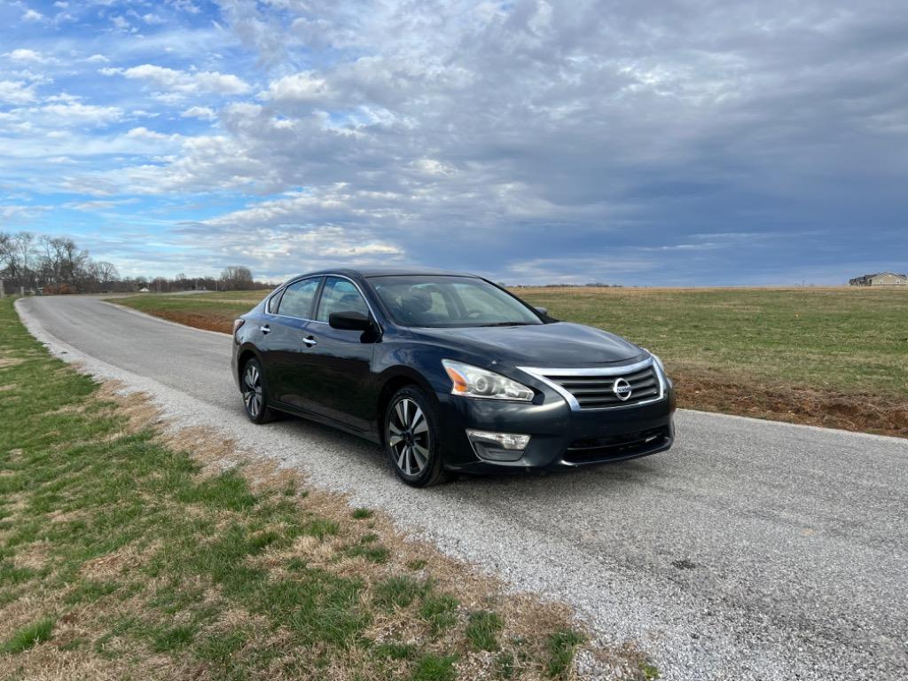 2014 Nissan Altima 2.5 photo