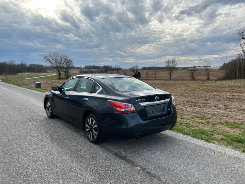 2014 Nissan Altima 2.5 photo