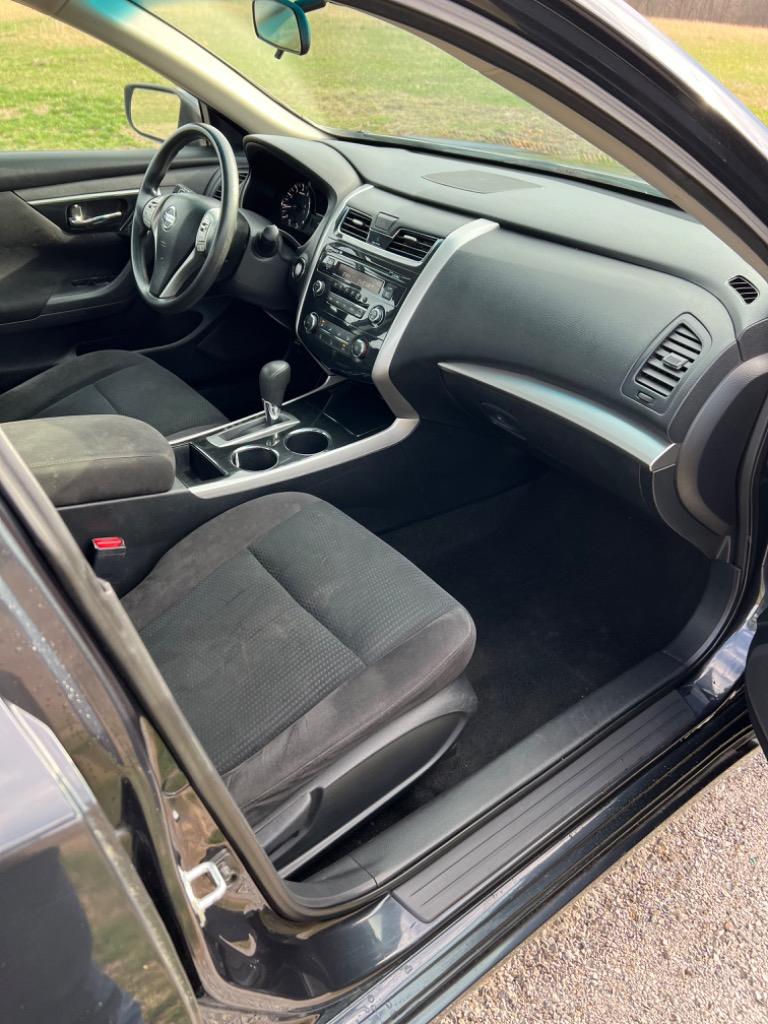 2014 Nissan Altima 2.5 photo