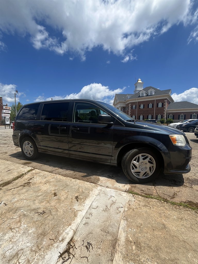 2014 Dodge Grand Caravan SE photo