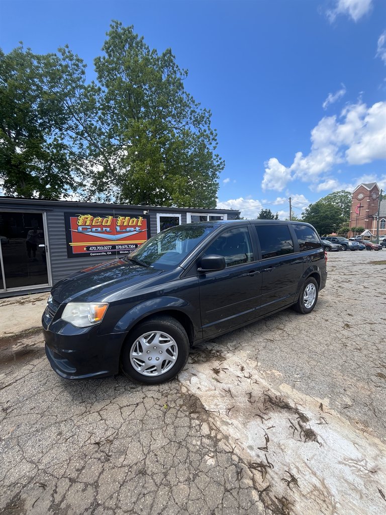 2014 Dodge Grand Caravan SE photo