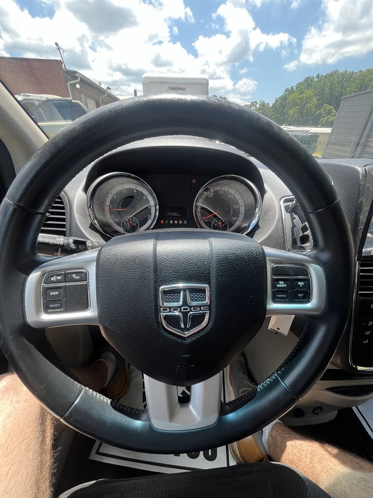 2014 Dodge Grand Caravan SE photo