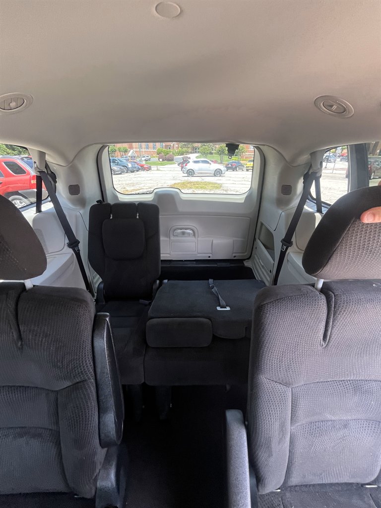 2014 Dodge Grand Caravan SE photo