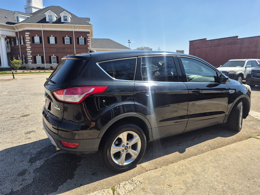 2013 Ford Escape - $13,999