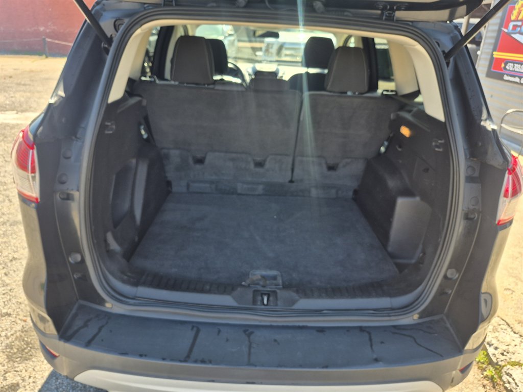 2013 Ford Escape - $13,999