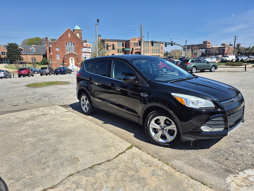 2013 Ford Escape - $13,999
