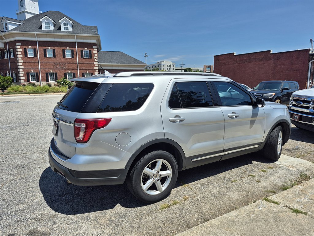 2018 Ford Explorer