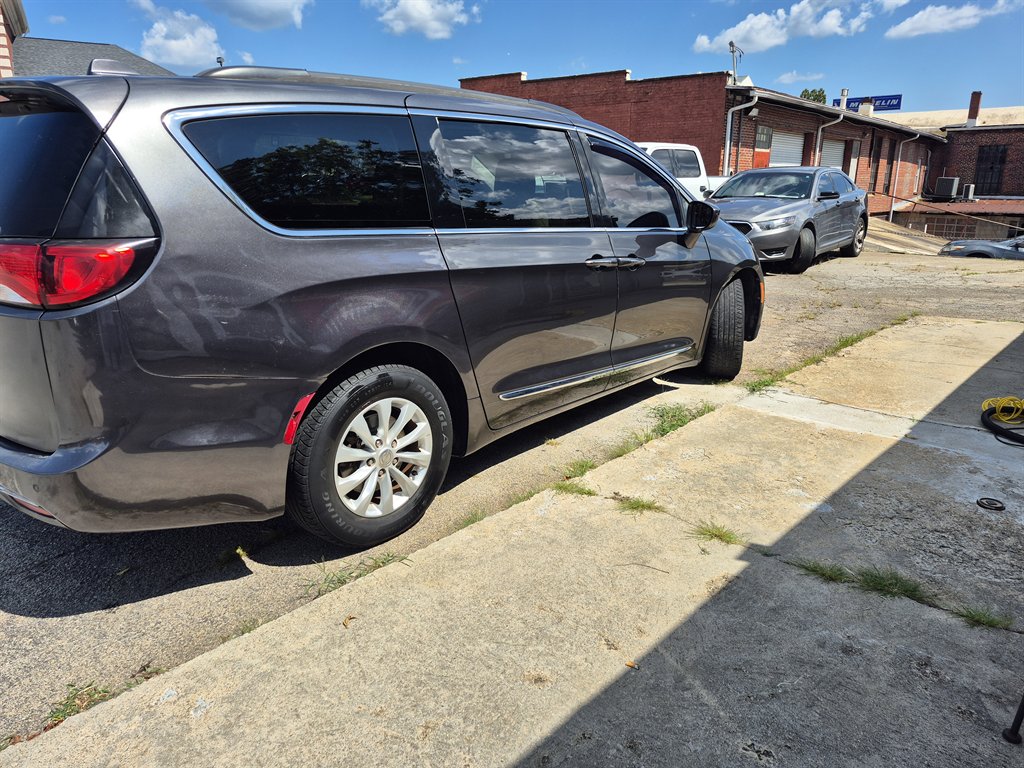 2017 Chrysler Pacifica
