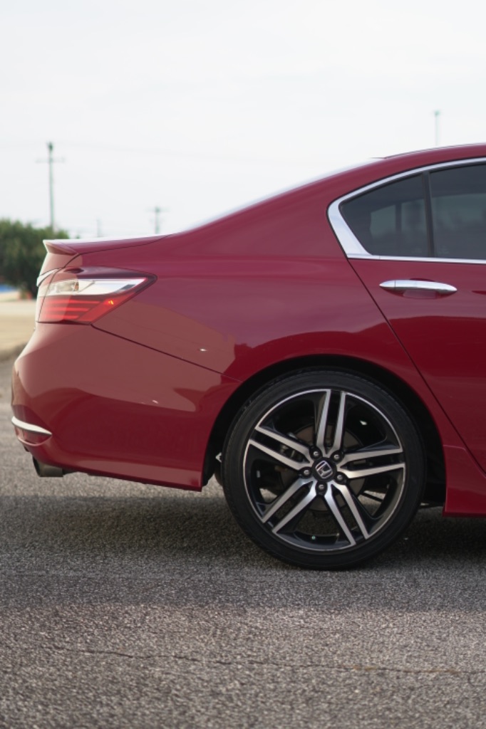 2016 Honda Accord Sport photo