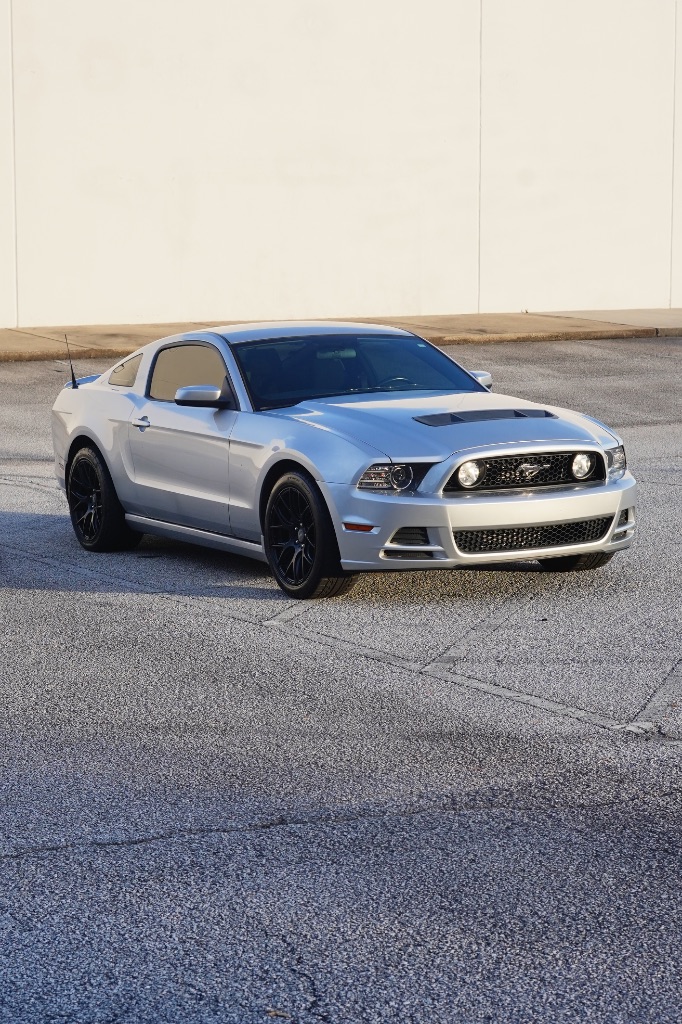 2014 Ford Mustang GT photo