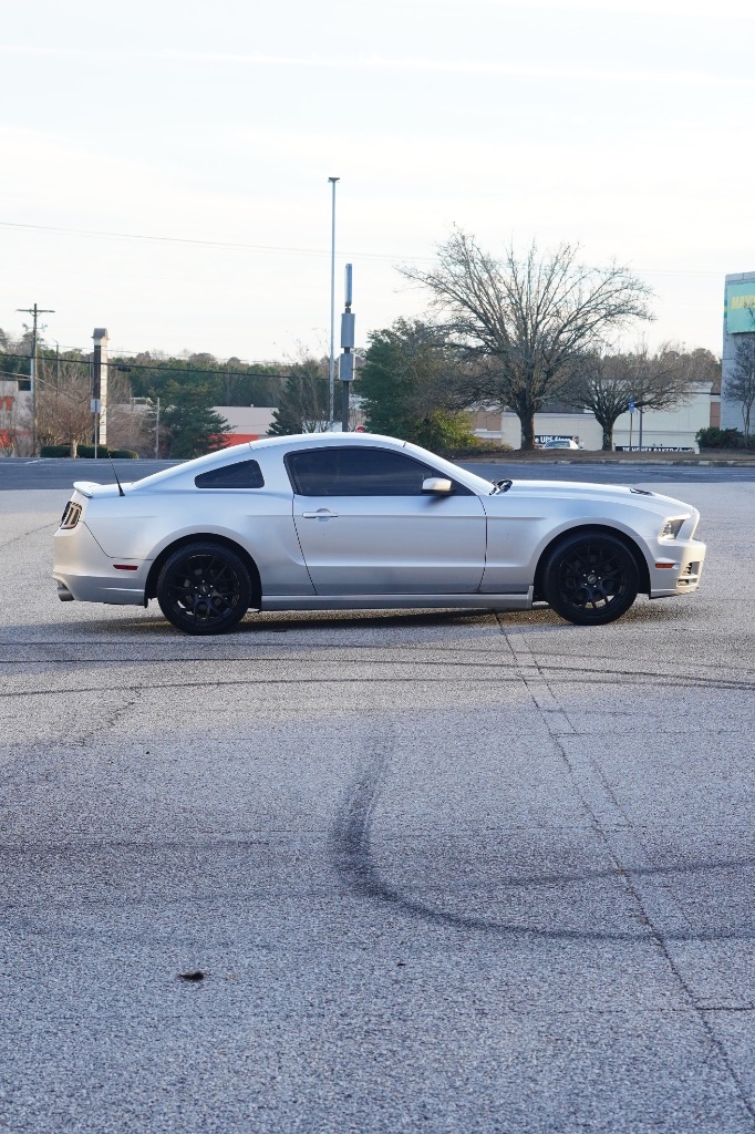 2014 Ford Mustang GT photo