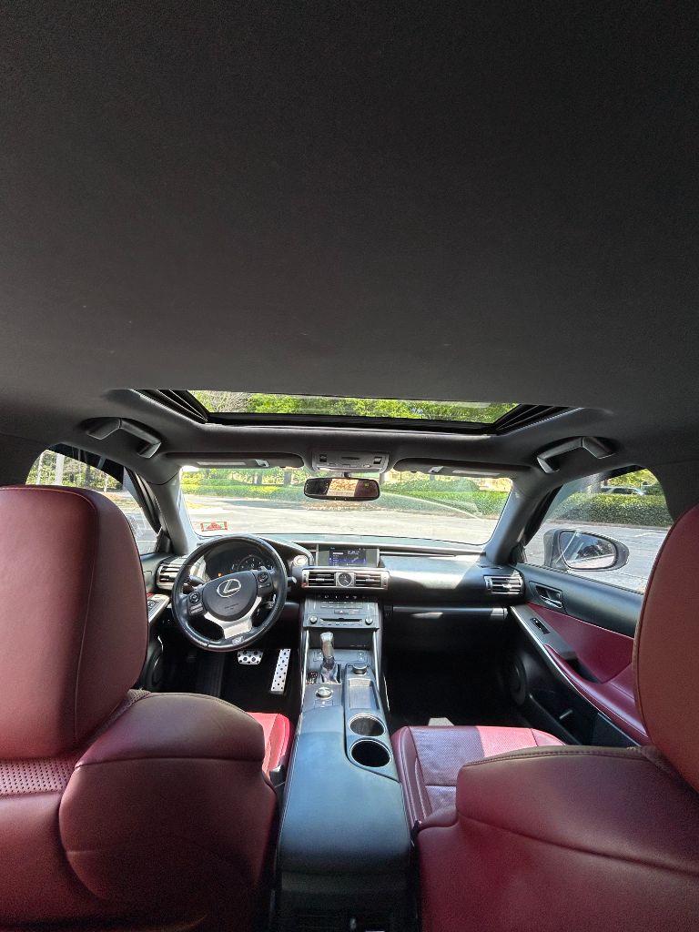 2015 Lexus IS 250 photo