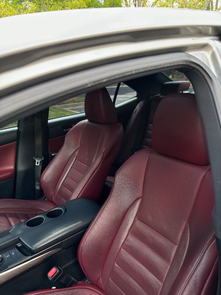 2015 Lexus IS 250 photo