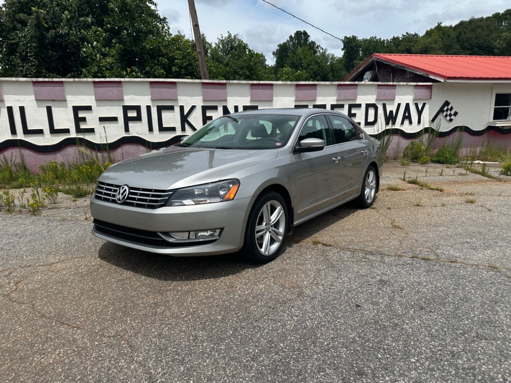 2013 Volkswagen Passat TDI SEL Premium photo