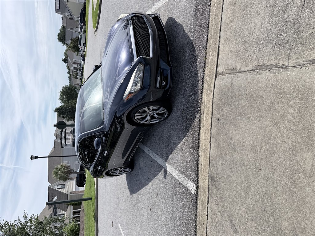 2015 INFINITI Q70 - $11,000