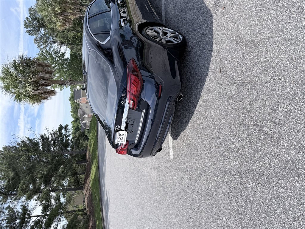 2015 INFINITI Q70 - $11,000