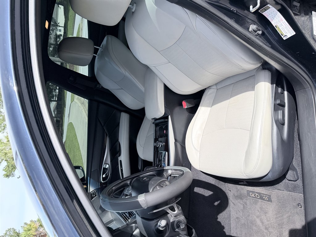 2015 INFINITI Q70 - $11,000