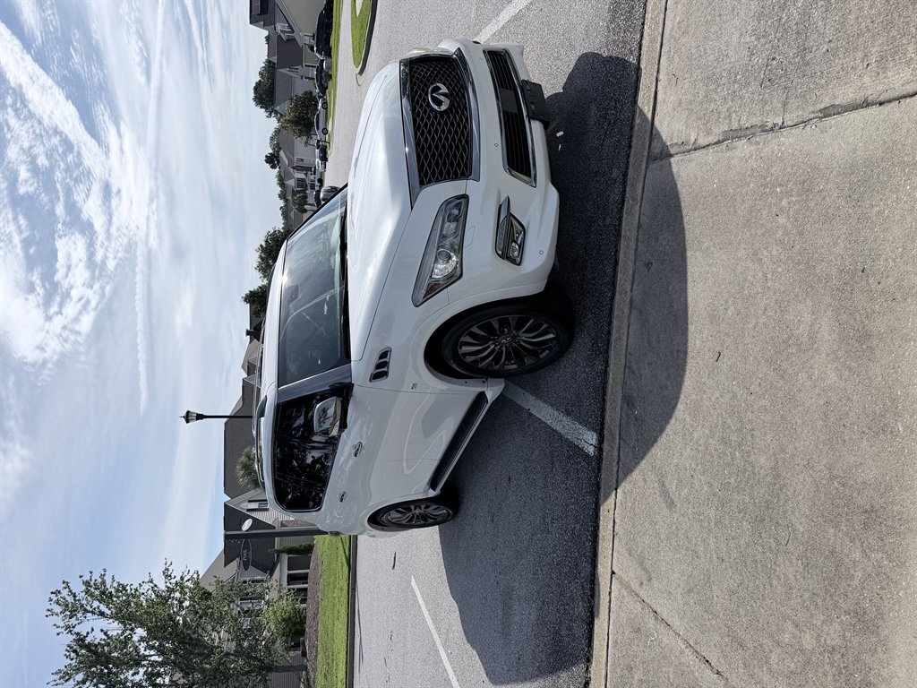 2015 INFINITI QX80 - $10,995