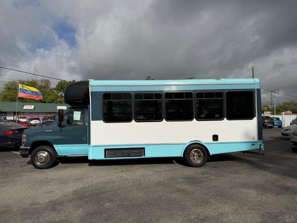 2019 Ford E-450 - $13,995