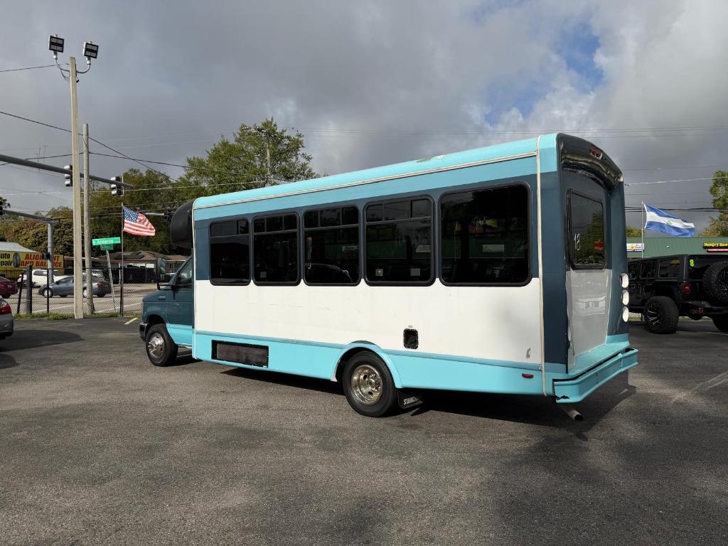 2019 Ford E-450 - $13,995